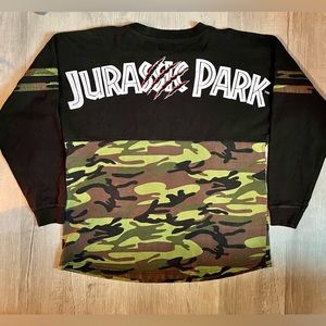 Universal Studios Jurassic Park men’s medium  long sleeve